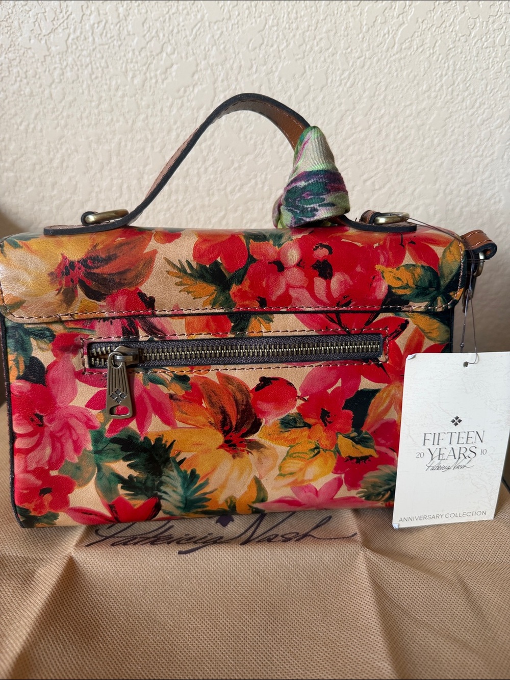 Patricia Nash Multicolor Floral Leather Crossbody with Matching Clutch me - Picture 3 of 12